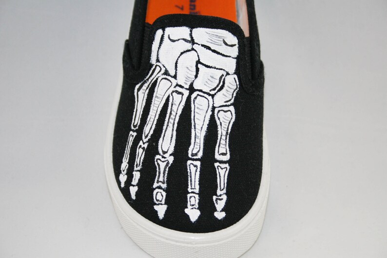 skeleton toes shoes