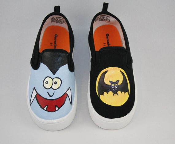 child and women/'s sizes baby bat shoes toddler Hand PAINTED HALLOWEEN SHOES youth