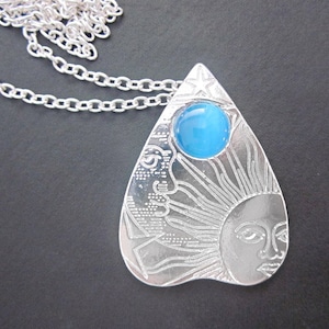 Oracle Pendant