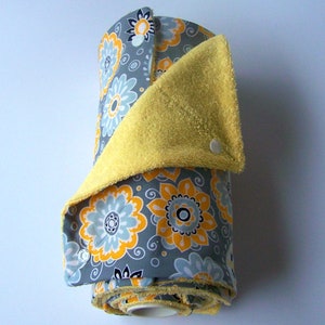 Grey Yellow Nonpaper Towels with Roll and Snaps, Reusable Washable Zero Waste Paperless Towels with Snaps and Rolls