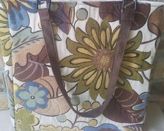 Fall Flowers Small Carry All Tote