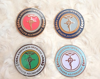 Pin esmaltado oficial del alquimista estatal de Amestris