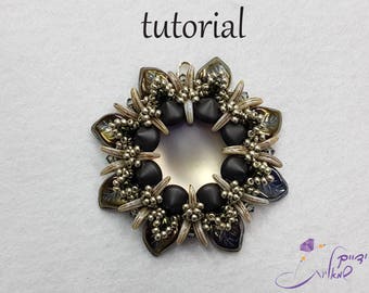 Bead weaving patterns, Beading tutorial, Beadwork tutorial, Beaded pendant tutorial, Beaded flower pendant - "Tipleaf" pendant