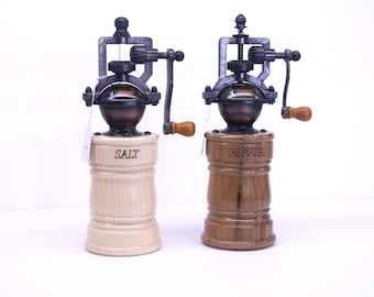 Salt and Pepper Mill Set (8 1/4" tall)