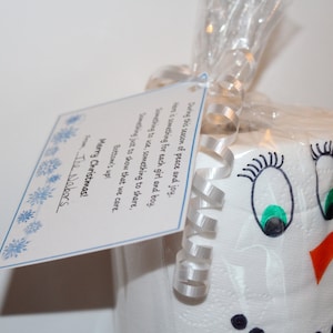 Etichetta regalo di Natale per il vicino di casa con carta igienica