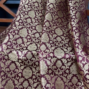 Brocade fabric Jacquard Damask Luxury Wedding Bridal fabric Burgundy Gold Brocade Lehenga Indian Home Decor Fabric by the yard meter