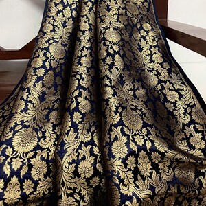 Brocade fabric Jacquard Damask Fabric Wedding dress fabric Upholstery fabric High quality designer Home Decor brocade fabric by the yard
