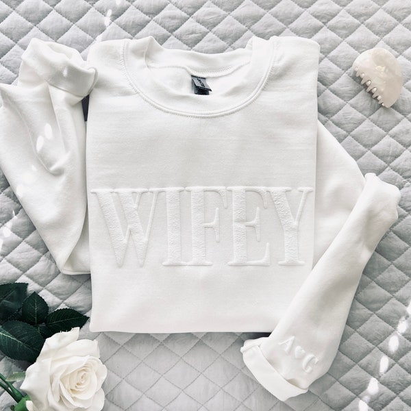Wifey Sweatshirt | Newly Married Wifey Sweatshirt | Bridal Shower Gift | Gift for the Bride | Unisex Heavy Blend™ Crewneck Sweatshirt