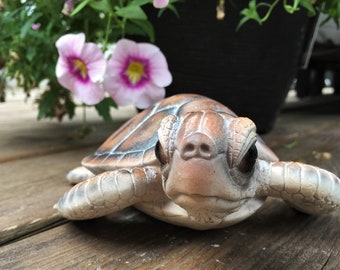 Baby Sea Turtle Figurine, Small Turtle,  Lifelike Details, Resin Pond Decoration , Seaside Tortoise Reptile Hard Shell, Garden Decoration,