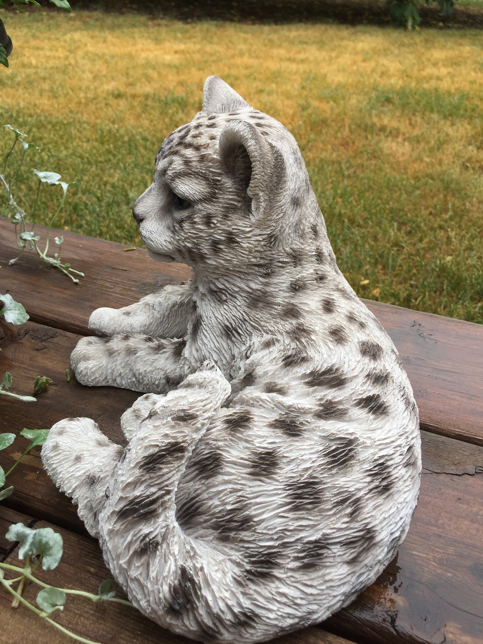 Snow Leopard Resting Indoor Outdoor Figurine Statue Resin | Etsy