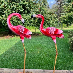 Metal Pink Flamingo Set of Two Yard Decorations Coastal Ocean Bird Decorative Garden Statue Dock, Deck Patio Flamingoes, 27.5 inches high