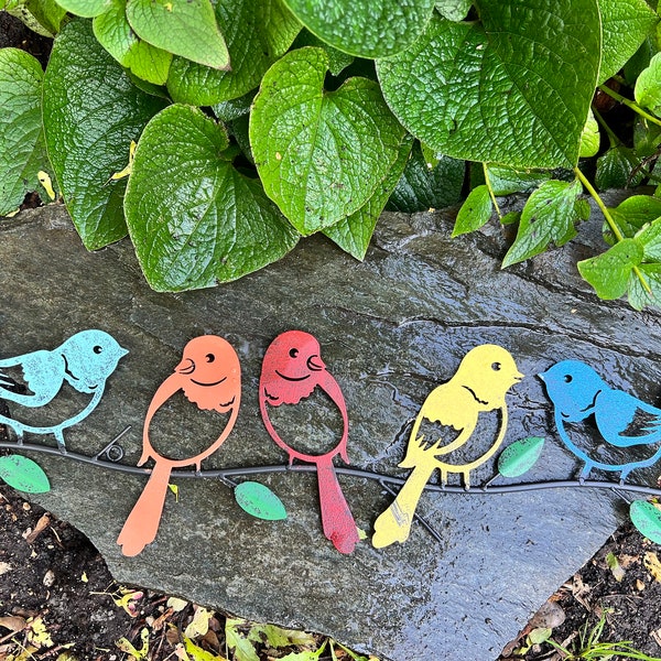 Metal Bird Wall Garden Plaque Signs Home Garden Decor Wall Hangings Garden Fence Colorful Assortment of Birds Lovers 19.5 inches wide
