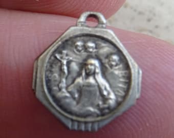 Religious antique silver plated catholic  medal pendant charm medallion of Saint Rita Saint des Impossibles.  ( C 23 )