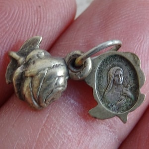 Religious antique silvered catholic locket charm slider medallion pendant medal of Saint Therese of Lisieux. ( 21 )