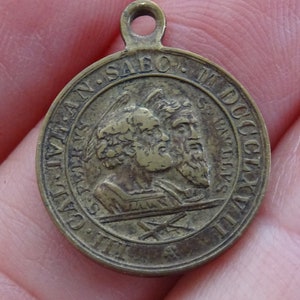 Religious antique copper catholic medal pendant medallion Holy charm of Pope Pius IX papa Pio IX. and Saint Peter and Paul.  ( C 14  )