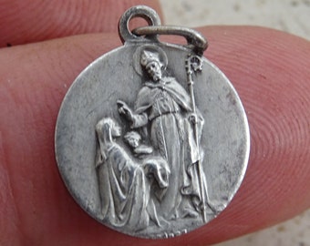 Religious  French silvered catholic medal pendant medaillon charm pendant medallion of Saint Blaise. ( patron of throat illnesses )   G 2