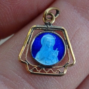 Religious antique French vermeil enamel catholic medal pendant medallion Holy charm of Saint Therese.  ( A 19 )