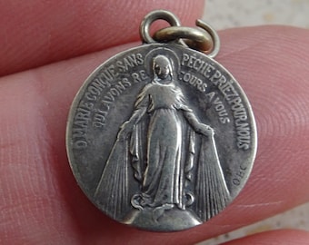 Religious antique silver charm medallion pendant miraculous medal of Immaculate Conception of Holy Virgin Mary of Graces. D 10 TM