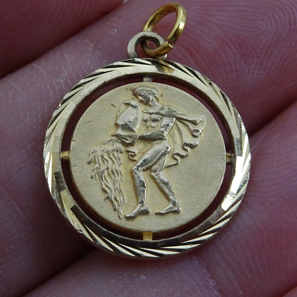 Vintage vermeil gold plated ( MARKED ) Zodiac constellation medal charm medallion pendant sign of Aquarius. ( waterman ) E 4