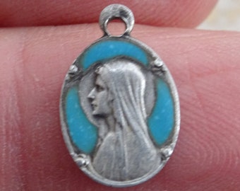 Religious French catholic silvered turquoise light blue enameled medal pendant charm medallion of Holy Virgin Mary souvenir of Lourdes. V11