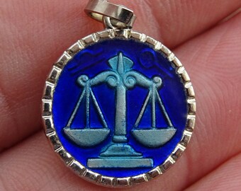 Vintage silvered enameled Zodiac constellation medal pendant medaillon charm medallion sign of LIBRA. weegschaal ( D 3 )