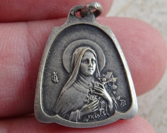 Religious French catholic silver ( MARKED ) medal pendant Holy charm medallion of Saint Therese of Lisieux. ( 20 )