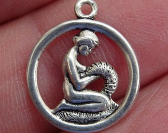 Vintage silver ( MARKED ) Zodiac constellation medal charm medallion pendant sign of Aquarius. ( waterman )  E 22
