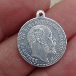 English medal pendant charm medallion medal of Edward VII. ( 19 D)