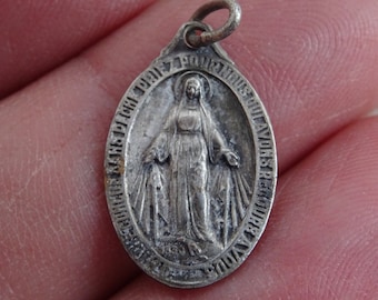 Religious antique French silver plated medallion pendant Miraculous medal of Immaculate Conception of Holy Virgin Mary. ( A 7 ) TM
