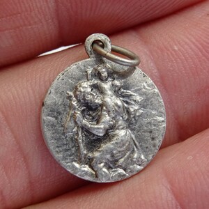 Religious antique French catholic silvered medal pendant medaillon holy charm of Holy Christopher, Christophorus, Travellers medal. ( 11 A )