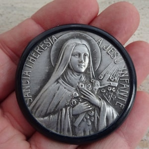 Religious antique French silver plated catholic medal pendant plaque memorial tablet of Saint Therese.   ( C 21 )