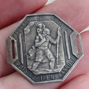 Religious antique silver plated catholic medal pendant plaque memorial tablet of Saint Christopher.  ( K 16 )