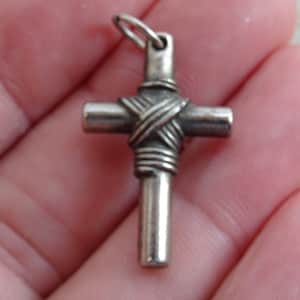 Religious christian silver plated catholic crucifix pendant cross pectoral cross rosary necklace cross.  ( AA 37 )