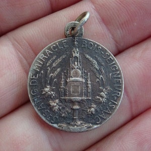 Big religious antique Belgian silver ( MARKED ) catholic medal pendant Holy charm Saint Sang de Bois Seigneur Isaac.  ( 2 Z )