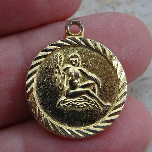 Vintage vermeil gold plated Zodiac constellation medal charm medallion pendant sign of Aquarius. ( waterman ) D 24