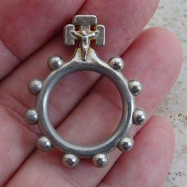 Religious antique French silver plated  catholic finger chaplet decade rosary ring pocket dizainier beads crucifix. ( D 2 )