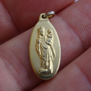 Religious antique vermeil gold plated catholic medal pendant Holy charm medallion of Holy Virgin Mary of Notre Dame de Paris. ( 3 a )