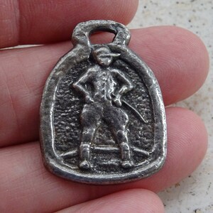 French silvered medal charm medallion pendant of a jockey of Le Jockey on Montparnasse ( Paris ).  ( 11 )