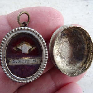 Religious antique silver plated medal shrine pendant with relic reliquary of Saint Margaret Mary Alacoque. ( V 5 )