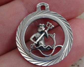 Vintage silver ( MARKED ) Zodiac constellation medal charm medallion pendant sign of Aquarius. ( waterman )  E 23
