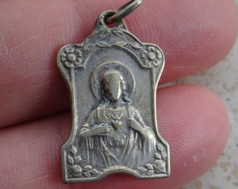 Religious antique silver ( MARKED ) catholic medal pendant medallion charm of Holy Jesus Christ souvenir Montmartre.  ( E 5 )