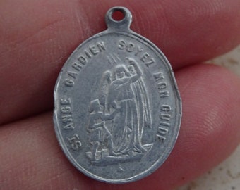 Religious antique French catholic medal pendant charm medallion of Saint Michael Archangel and Congregation des Saints Anges. ( C 9 )