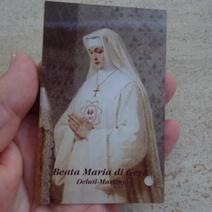 Religieus katholiek kaartschrijn met reliekschrijn van de doek van de zalige María de Jesús Deluil-Martiny Mary of Child Jesus. ( O 36 )