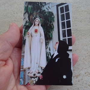 Reliquiario religioso con reliquia di Santa Maria Lucia di Gesù. ( O 40 )