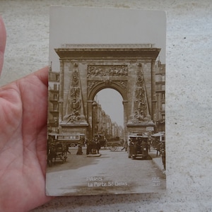 Cartão postal francês vintage de La Porte Saint Denis em Paris. (7)