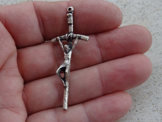 Papal crucifix deals pendant