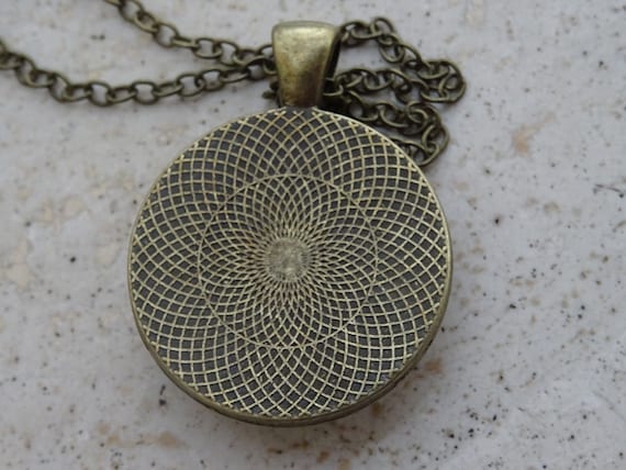 Religious French brass necklace chain with medal … - image 5