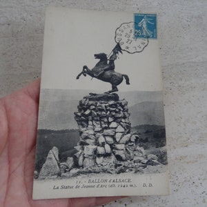 Los franceses vintage usaron postal postal con la estatua de Juana de Arco Juana de Arco con el recuerdo del monumento del Balón de Alsacia. ( B 10 )
