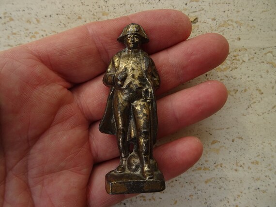 ナポレオン　ブロンズ胸像　大理石台座 フランス皇帝ナポレオン・ボナパルトのアンティークなフランス製