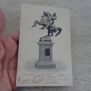 Antigua postal francesa usada con estatua de Juana de Arco Juana de Arco con espada de recuerdo de Orleans. ( G 33 )